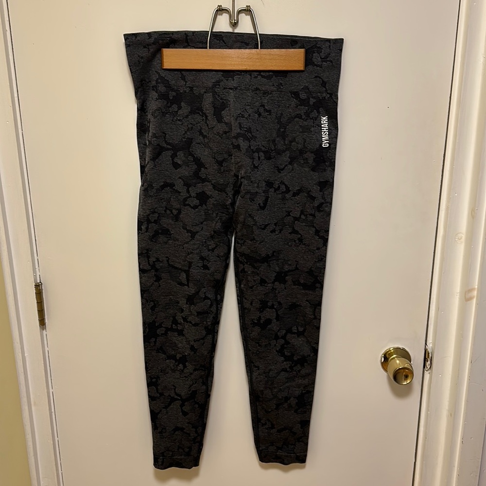 Gymshark Leggings gray/black camo size XXL